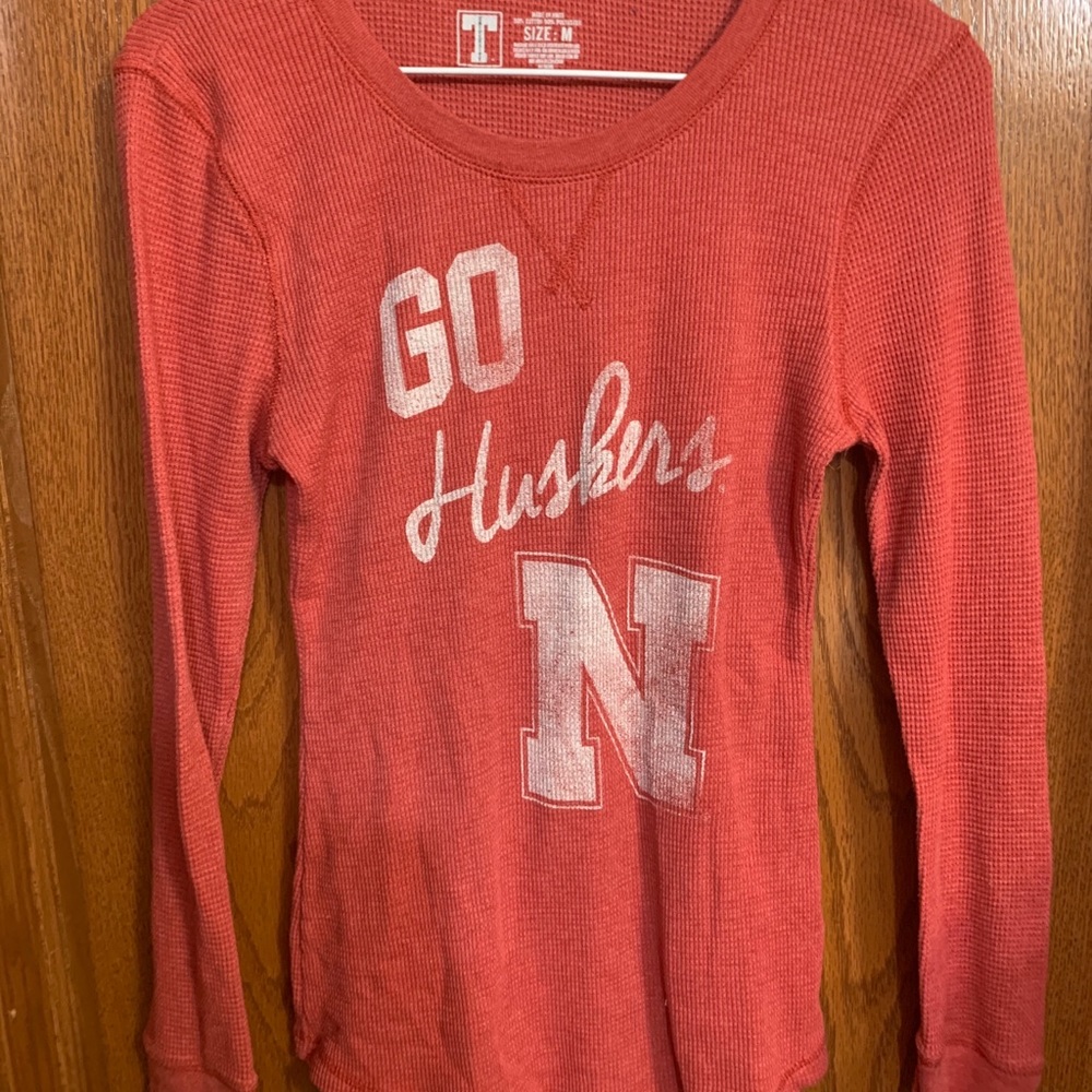 University T Red Thermal Nebraska Shirt Size M